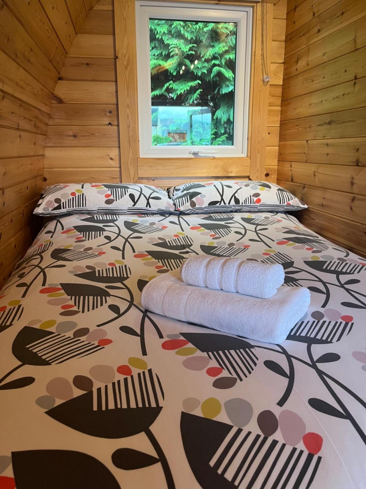 Conifer Cabins Φορτ Γουίλιαμ Εξωτερικό φωτογραφία